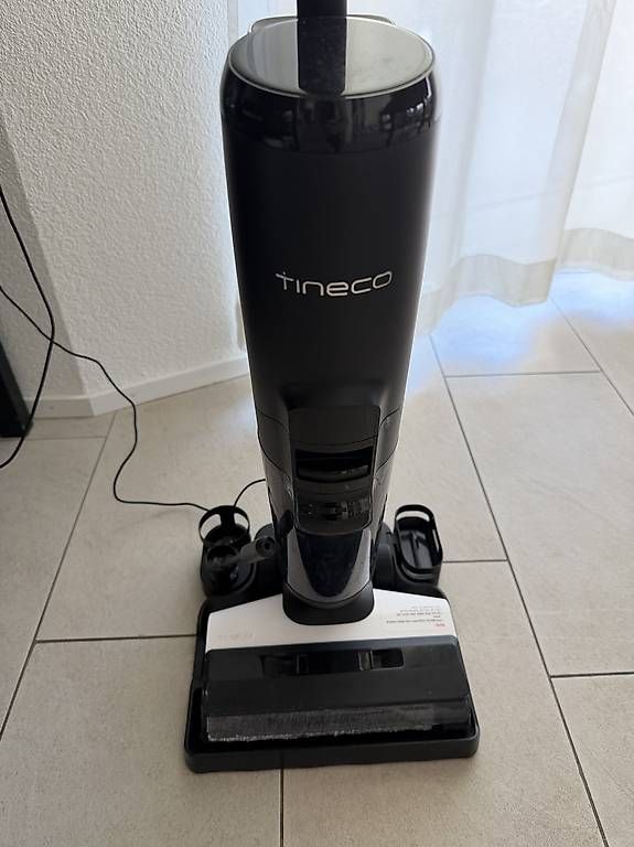 Aspirapolveri & Accessori: Tineco Saugwischgerät – Usato da Bülach venduto da Peron83 1