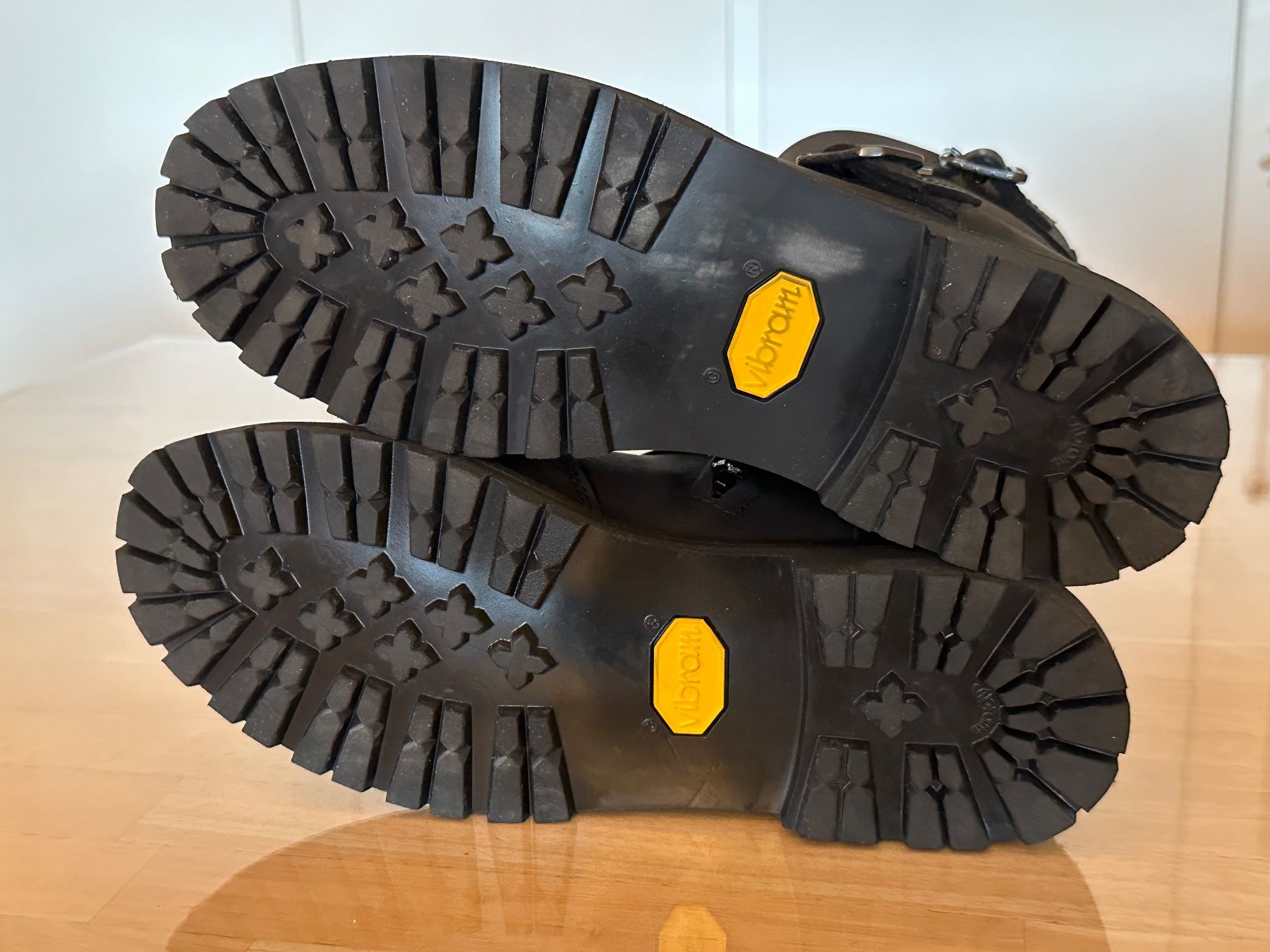 Scarpe da uomo: Bottes de moto Stylmartin Legend Mid WP – Nuovo (secondo la descrizione) da La Neuveville venduto da flodocha 6