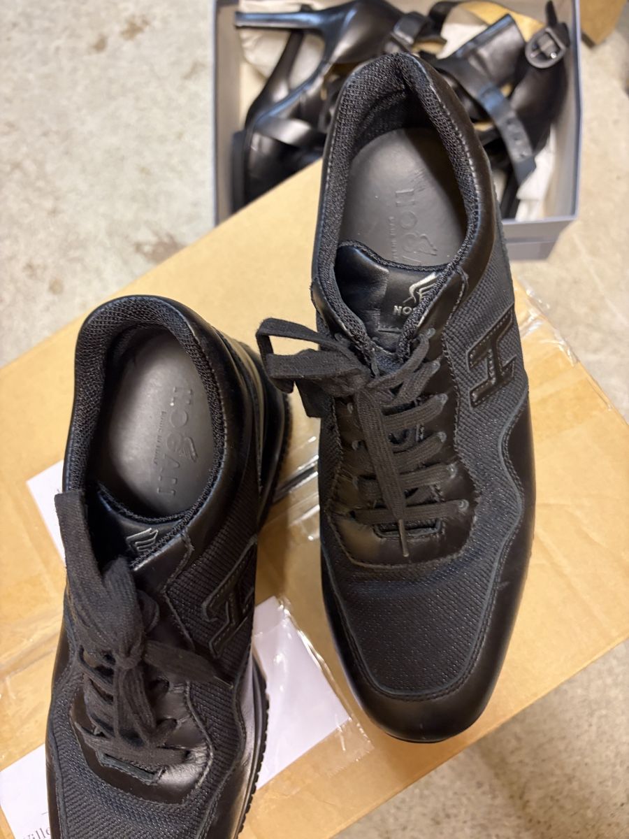 Hogan Damenschuhe: Hogan Sneakers black size 38 – Gebraucht aus Baar von ViennaG 2