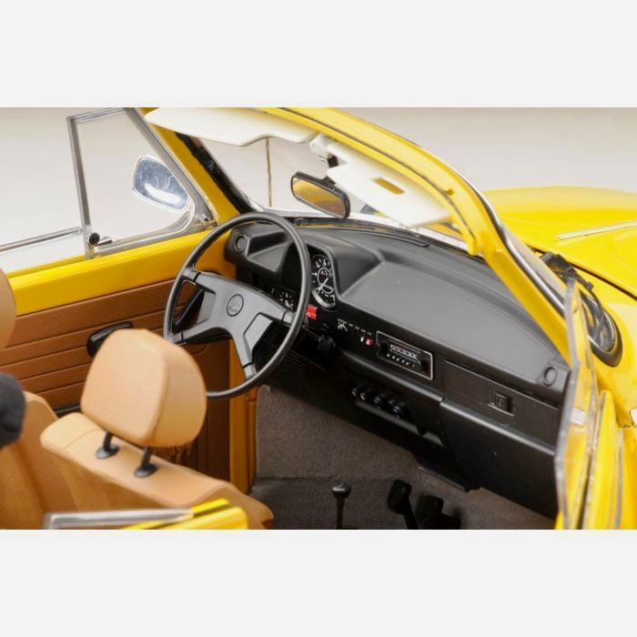 Baukästen: VW Käfer 1303 Cabrio Bausatz im Massstab 1:8 – Neu und originalverpackt aus Erlenbach im Simmental von Model_box 4