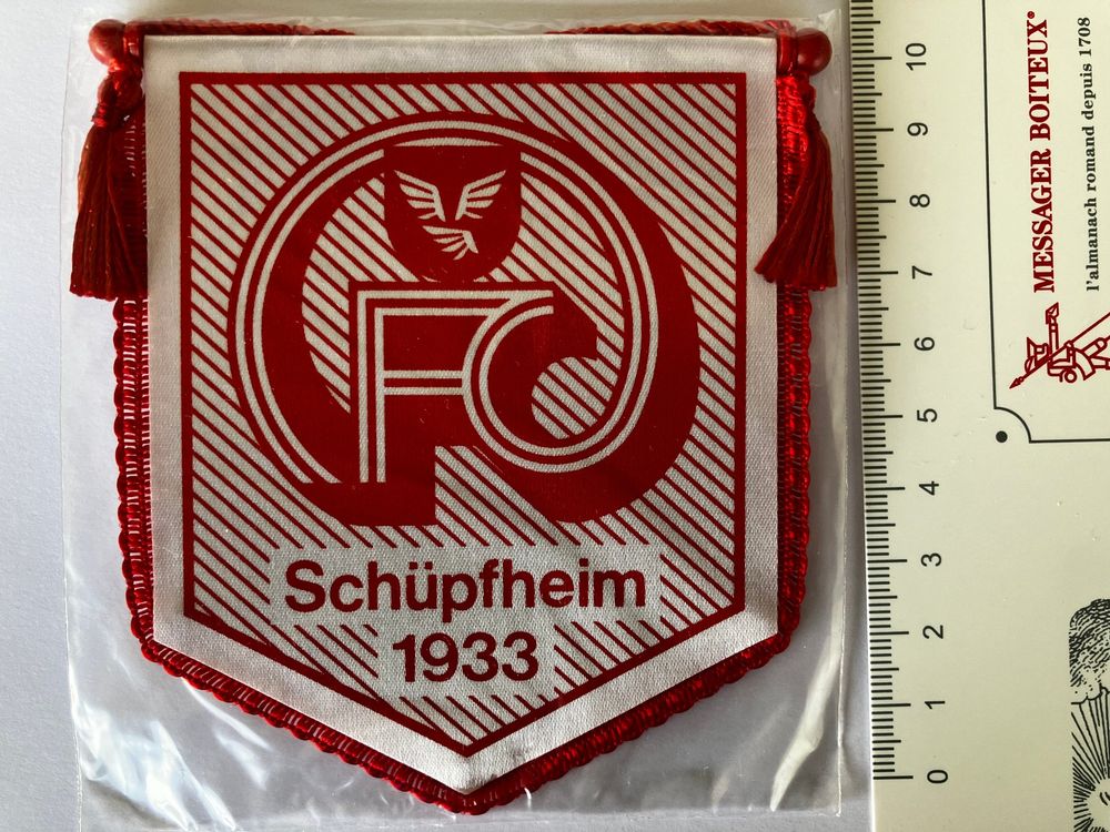 Vintage Fanion/Wimpel FC SCHÜPFHEIM 1933 (Neuf avec emballage d'origine