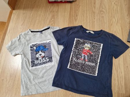 2 T-Shirts / Paillettenshirts 122