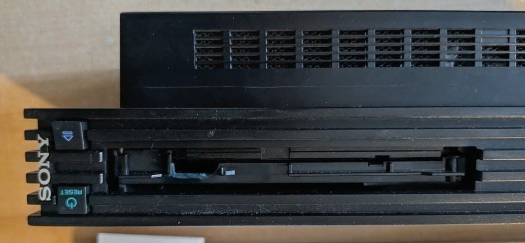 Sony Consoles: Sony Playstation 2 PS2 Konsole + cartes – D'occasion à Cernier par Poussetofiol 2