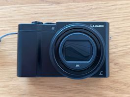 Panasonic Lumix TZ101 / TZ100 mit Zubehör