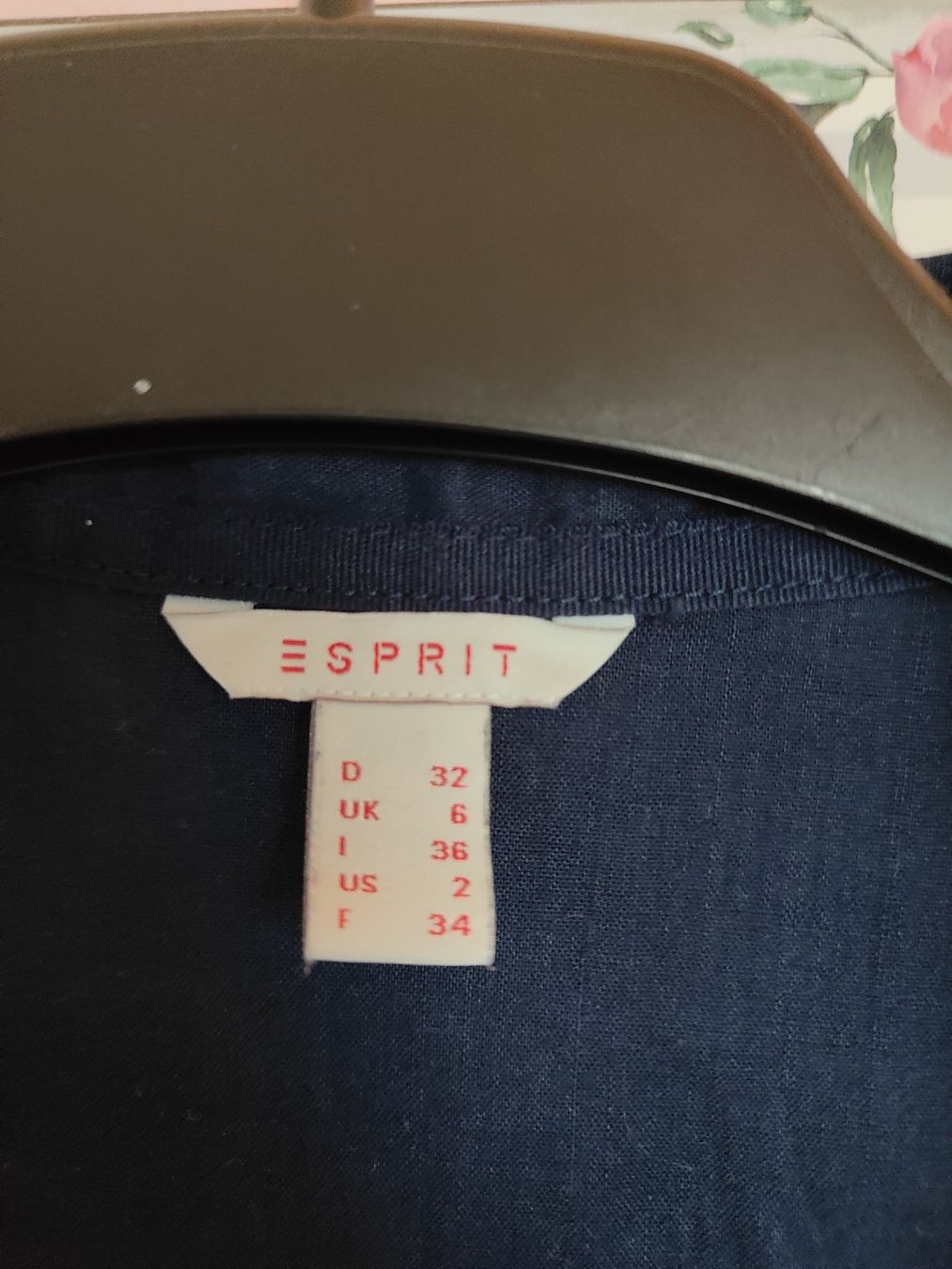 Esprit Blusen: Dunkelblaues Damenhemd mit langen Aermeln, Grösse 32 – Gebraucht aus Erlinsbach SO von xandra23 1