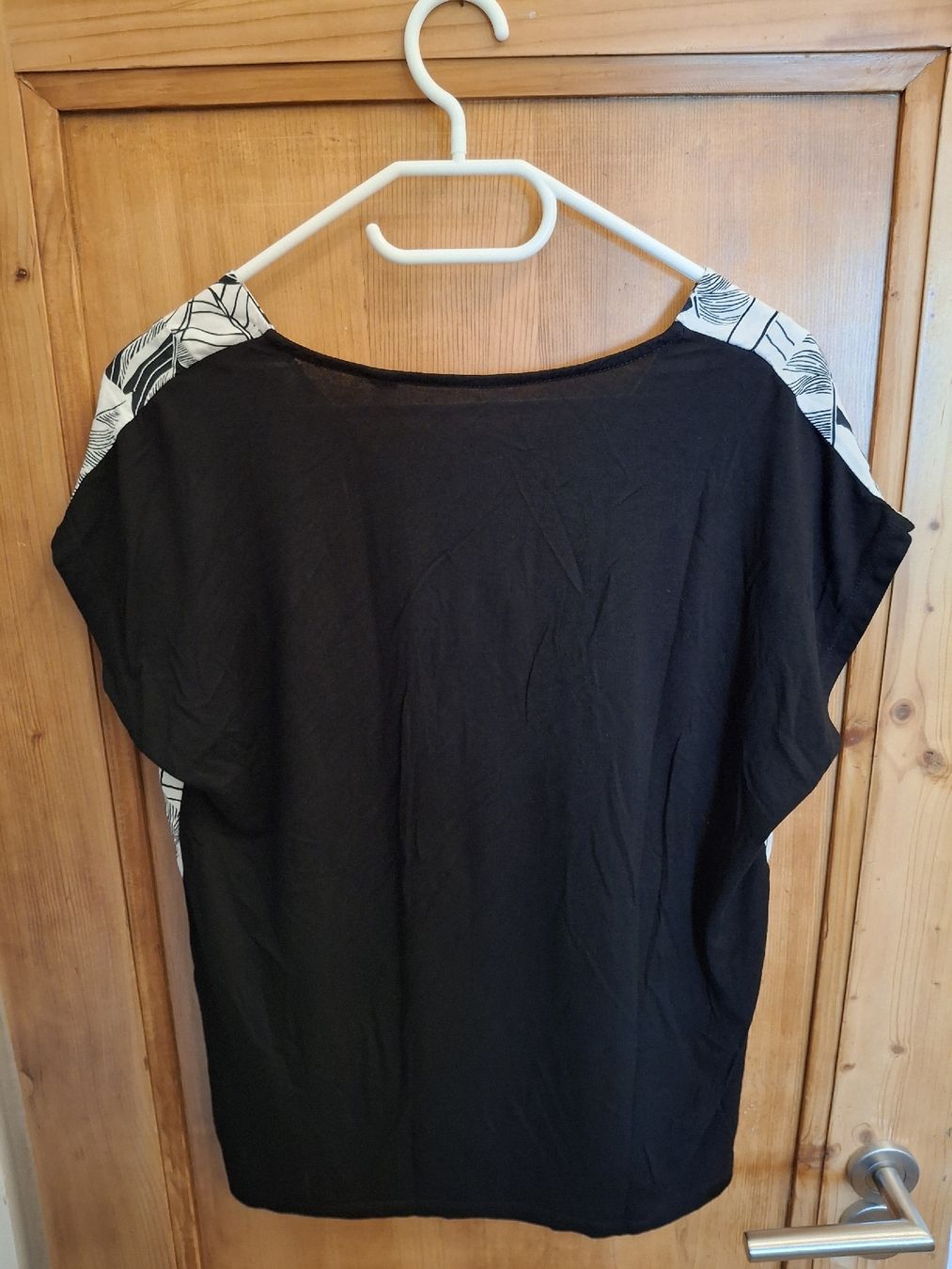 T-shirt: 2x T-Shirt Canda Grösse M – Usato da Wiesendangen venduto da Tanschm 2