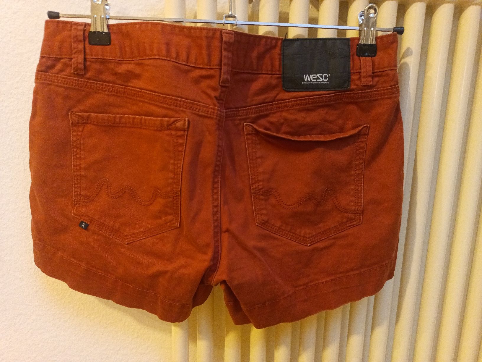 Pantaloni: WESC Shorts rostrot Gr.M – Usato da Dübendorf venduto da selestrine 3