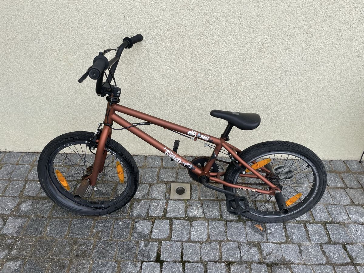 Stoke Vélos: Vélo BMX Stoke – Défectueux à Coppet par Len007