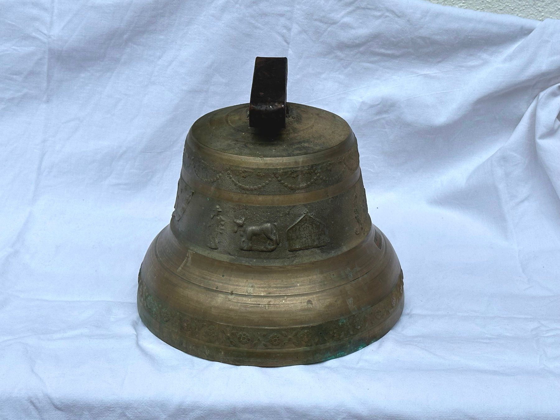 Campanacci mucche: Grosse Glocke ALBERTANO LA SARRAZ Schweizer Kuhglocke – Usato da Buochs venduto da hubi98 4