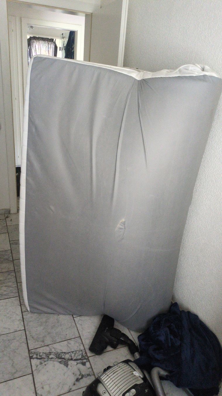 Matelas: Matratzen 180x160x24 – D'occasion à Böckten par svim 2
