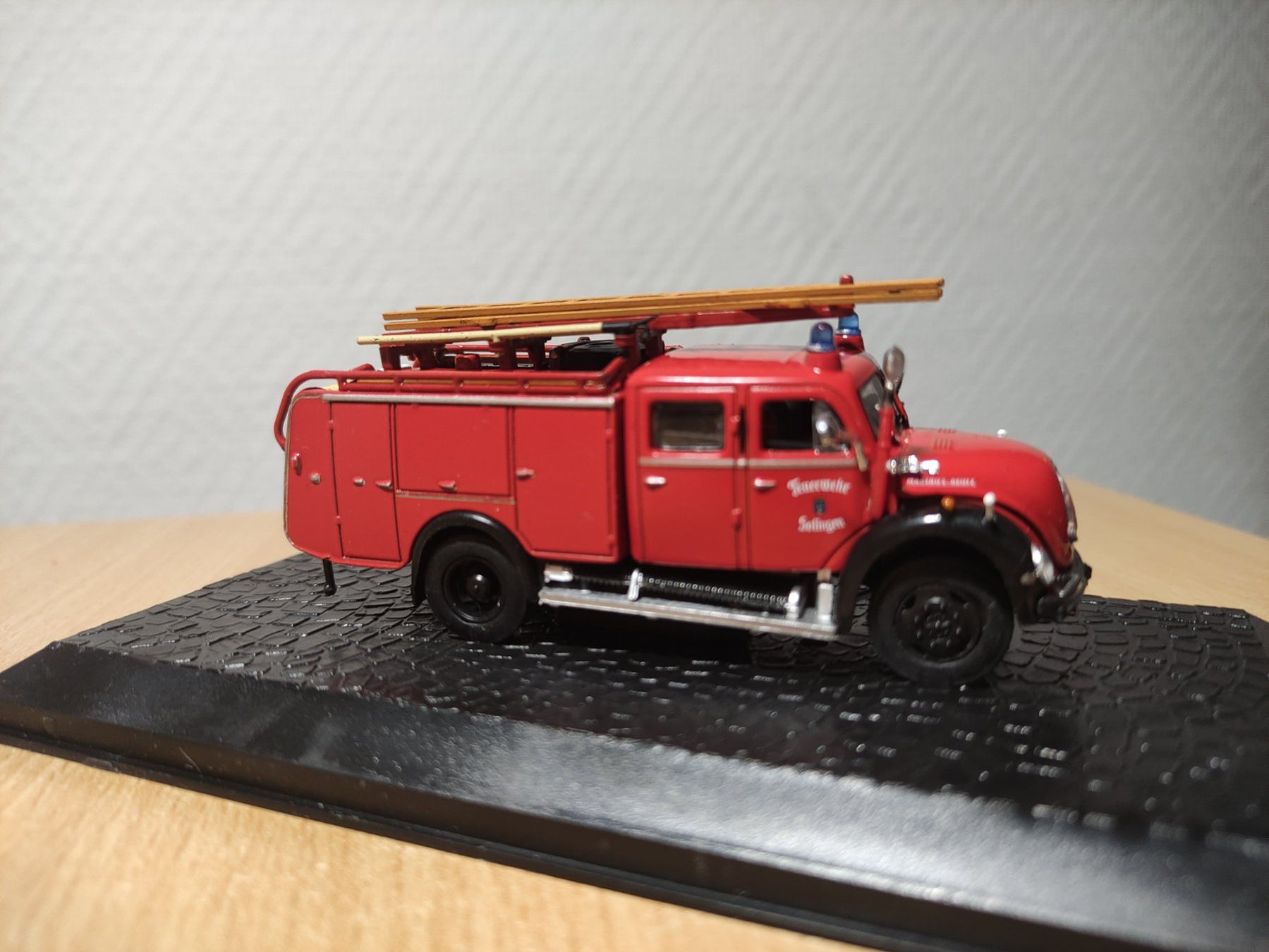 Kit di modellismo & Modellini statici: Magirus -deutz Mercur – Nuovo e nell'imballaggio originale da Moutier venduto da tomu79 1