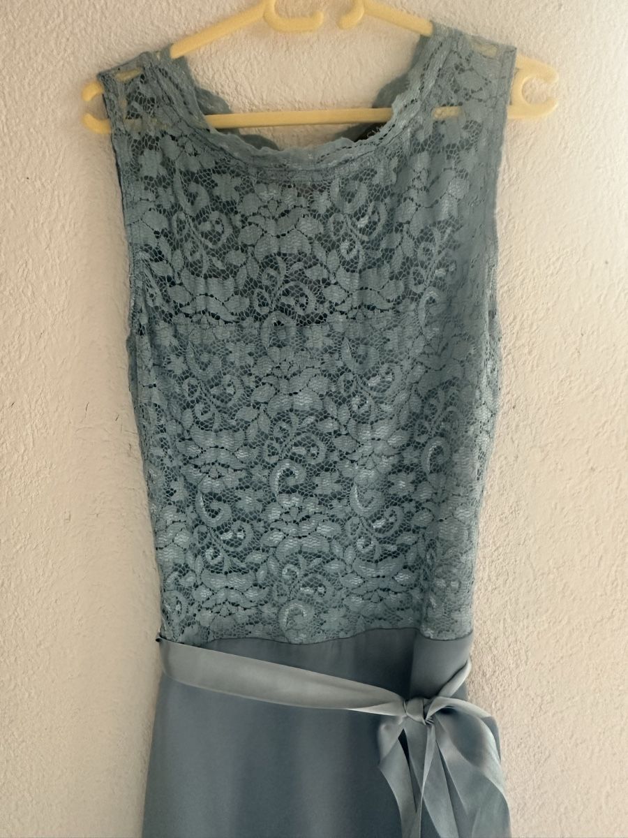 Robes: Schönes Kleid in hellblau Gr. 36 – D'occasion à Birrwil par kidsstore 1