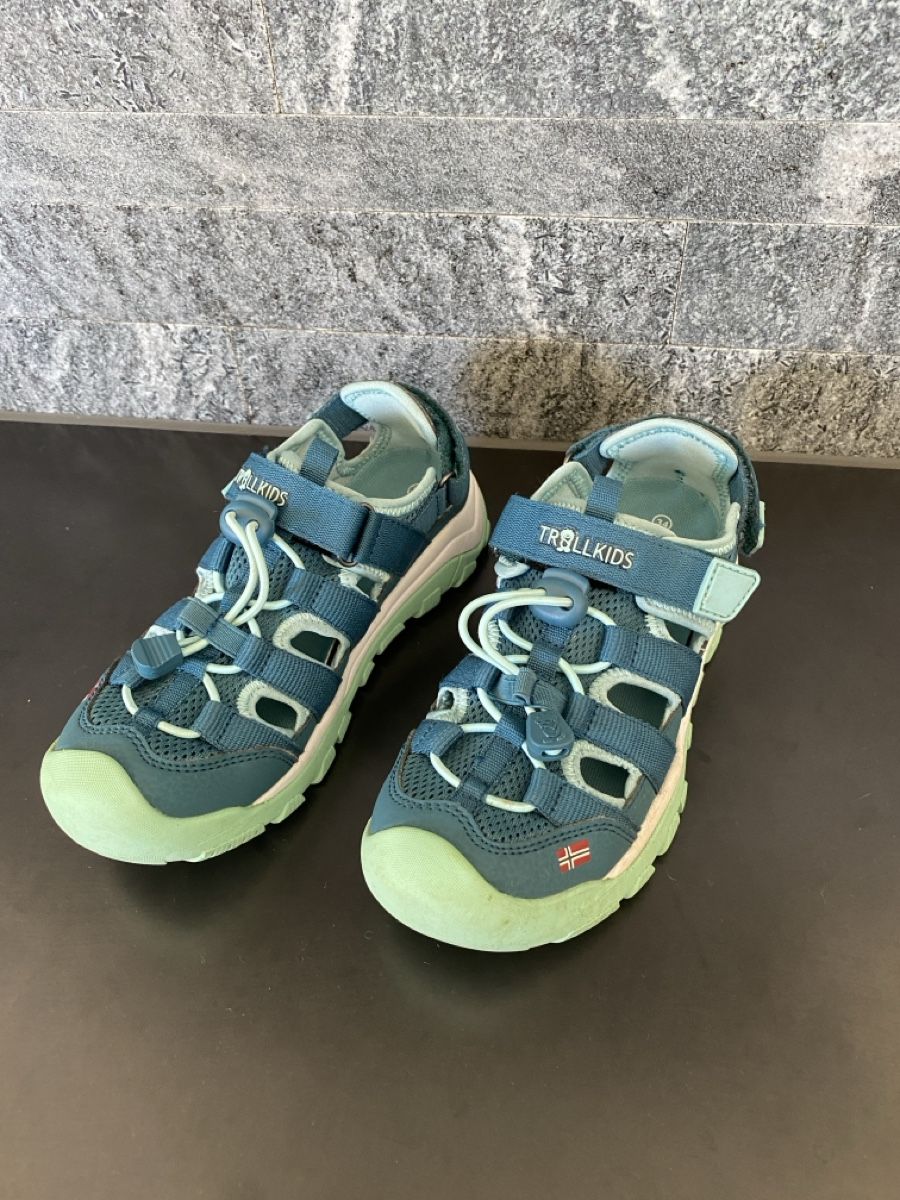Scarpe per ragazze: Sandale vom Trollkids – Nuovo (secondo la descrizione) da Dürnten venduto da nicolegrossmann01