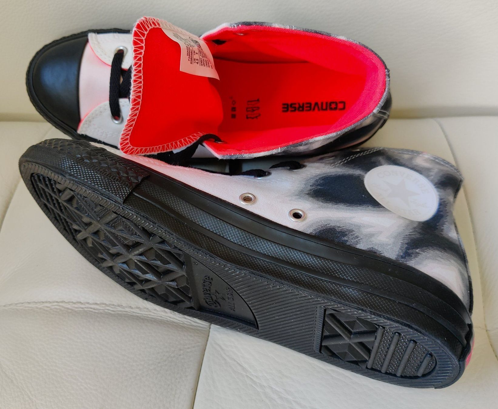 Converse Schuhe für Mädchen: CONVERSE All STAR BTS Graphic Mädchen Grösse 37 – Neu (gemäss Beschreibung) aus Lachen SZ von PizBuin35 5