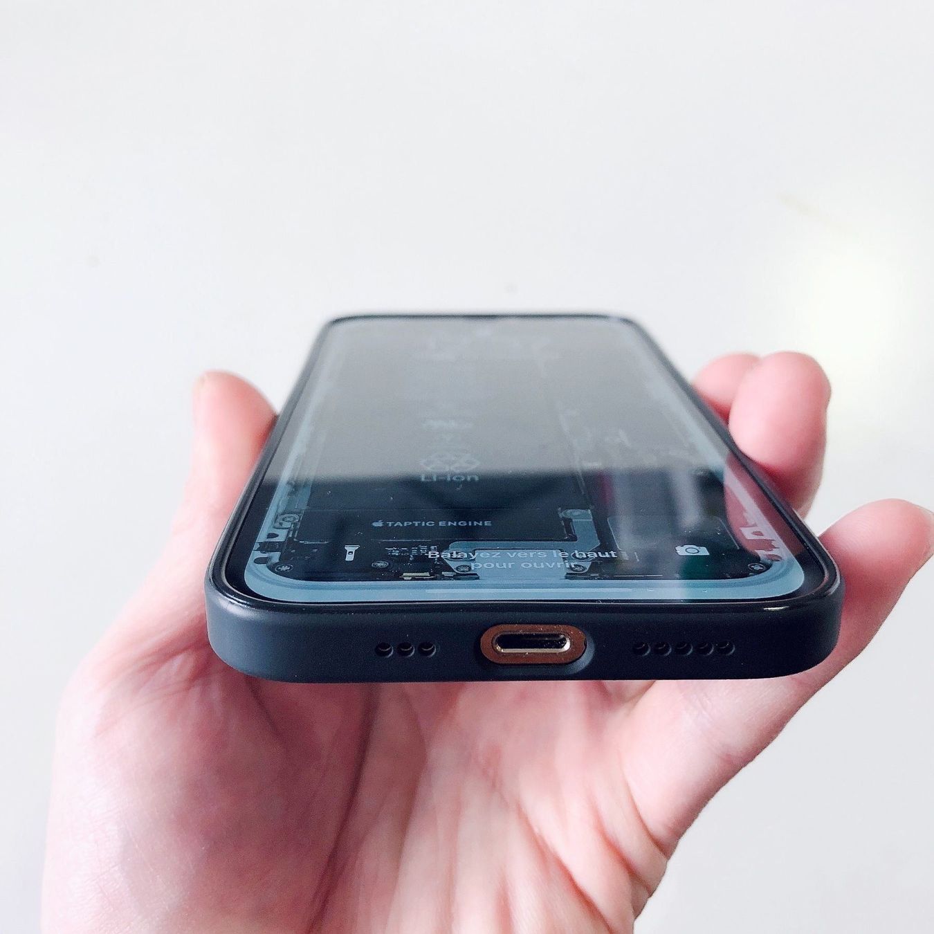 Covers & Schutzfolien: Coque iPhone 12 pro Max solid petit trou – Neu und originalverpackt aus Morges von DigiAC 5