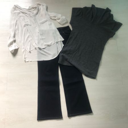 Schönes Kleiderpaket mit neuer Jeans, Grösse S-M