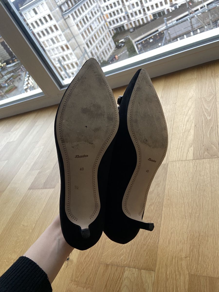 Scarpe da donna: Bata Kitten Heels 👠  – Usato da Fribourg venduto da DayaneH. 6