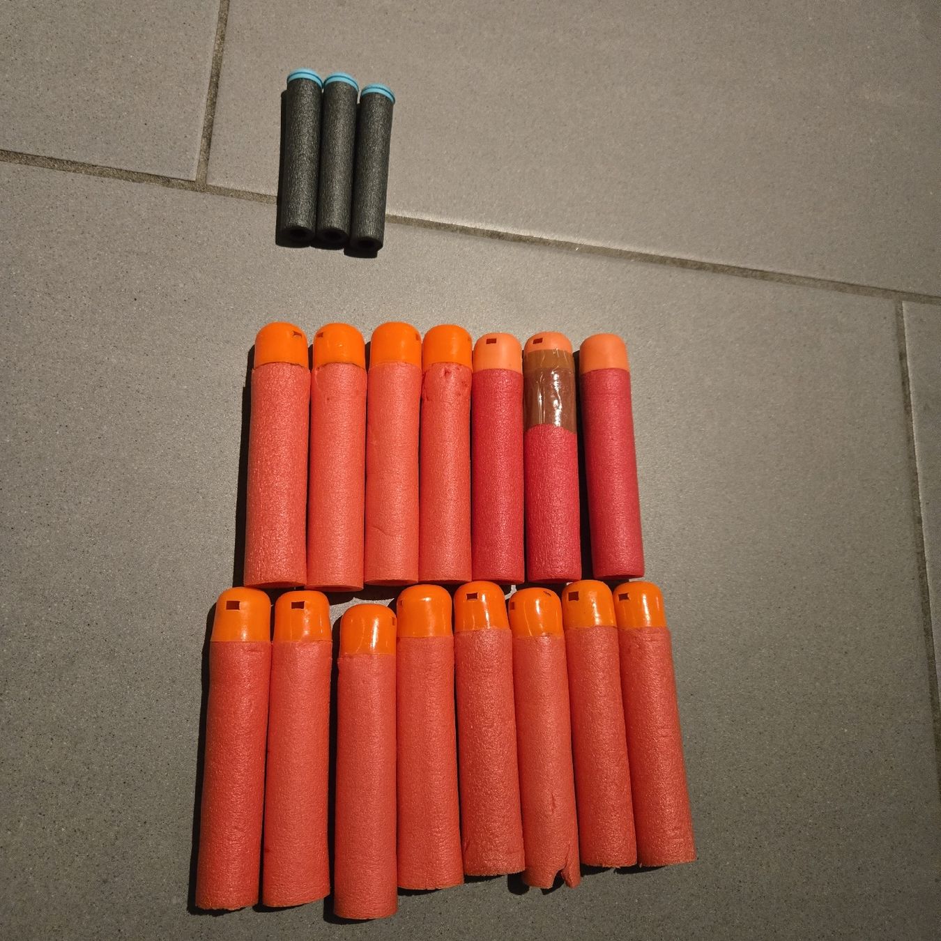 Nerf Spielzeuge: Nerf Blaster Set 4 Modelle mit Darts gebrauchter Zustand – Gebraucht aus GÜMLIGEN von DJ-Jana 1