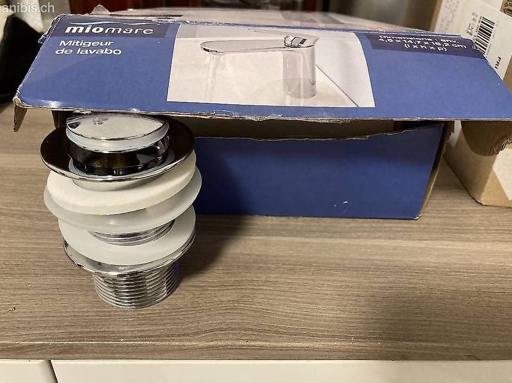 Lavabi & lavandini: Bondes pour lavabos – Usato da Longirod venduto da Fabricelli 3