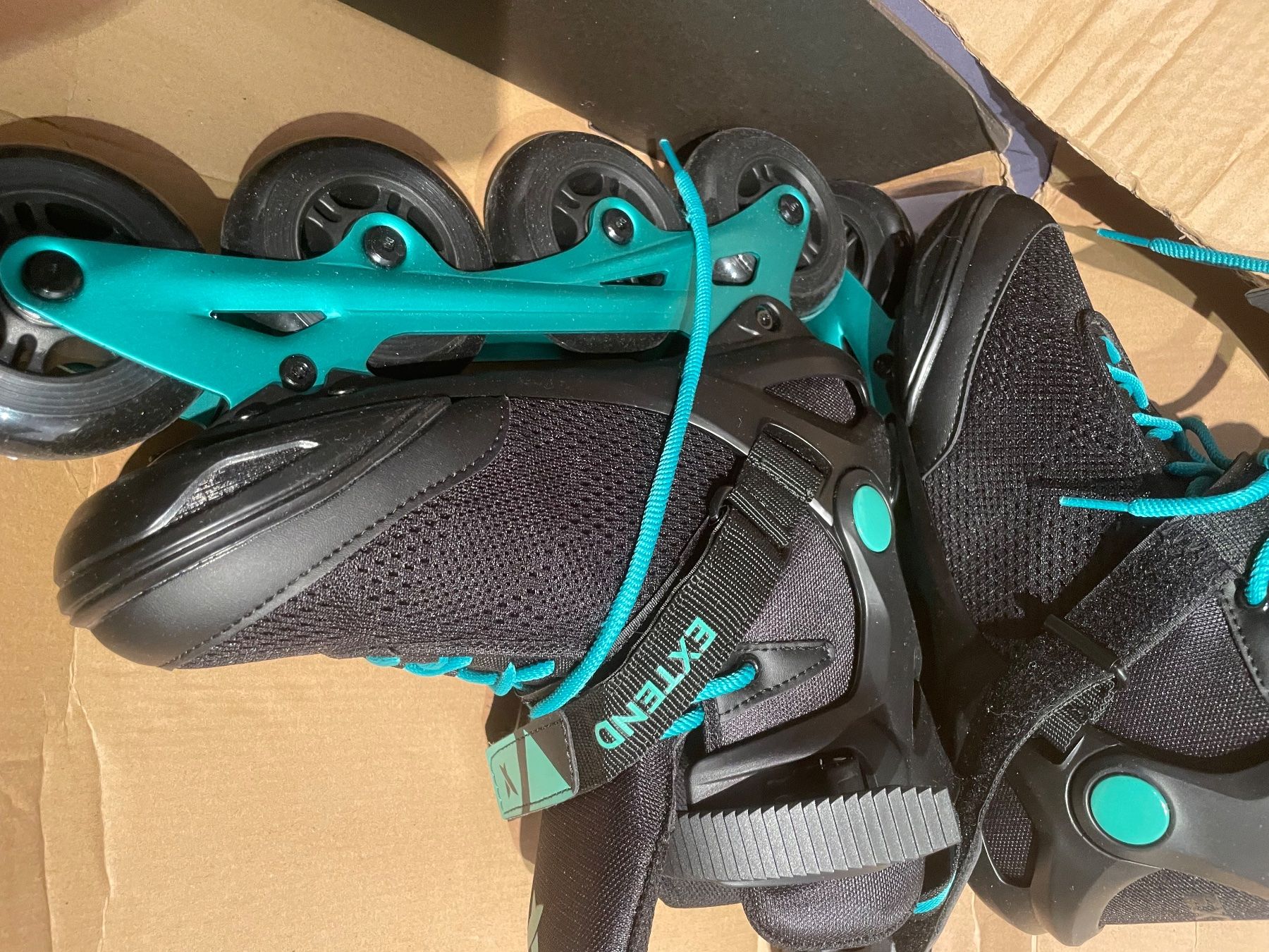 Pattini in linea & Pattini a rotelle: Damen Rollerblade Inline Skates – Nuovo (secondo la descrizione) da Flüelen venduto da AU10 1