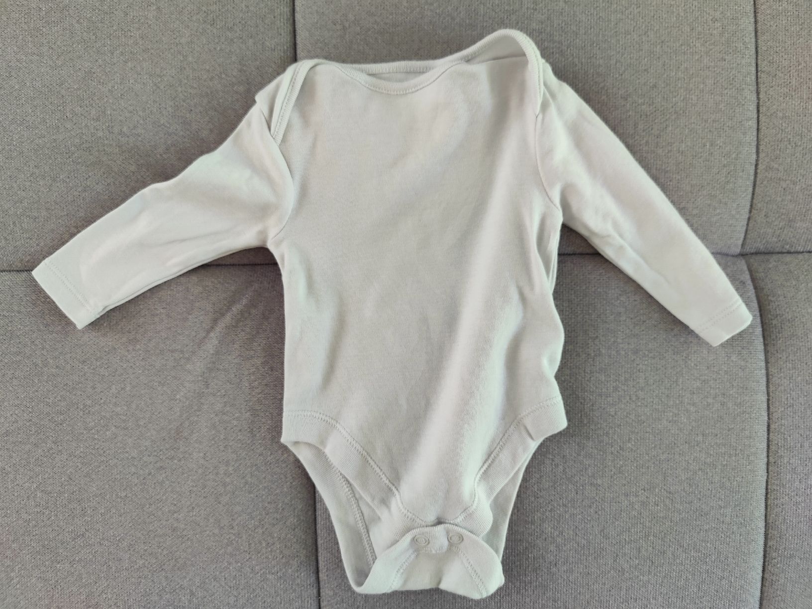 Kleiderpakete & -sets: 7-er Baby Body – Gebraucht aus Wetzikon ZH von mar_5xmy 5