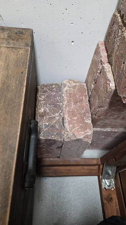 Pietre & tegole: 8 Mauersteine von Hornbach – Usato da Sursee venduto da Acosmicgate 1
