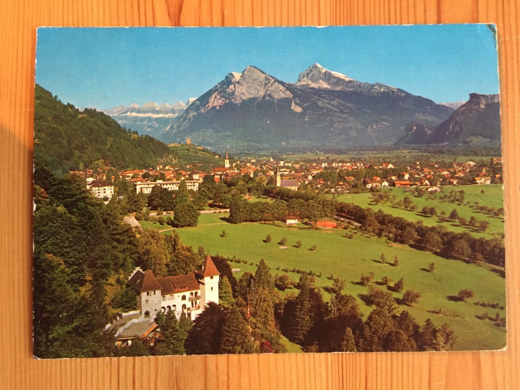 Cartoline postali: Bad Ragaz mit Churfirsten - AK 1981 – Usato da Oberuzwil venduto da Henri09