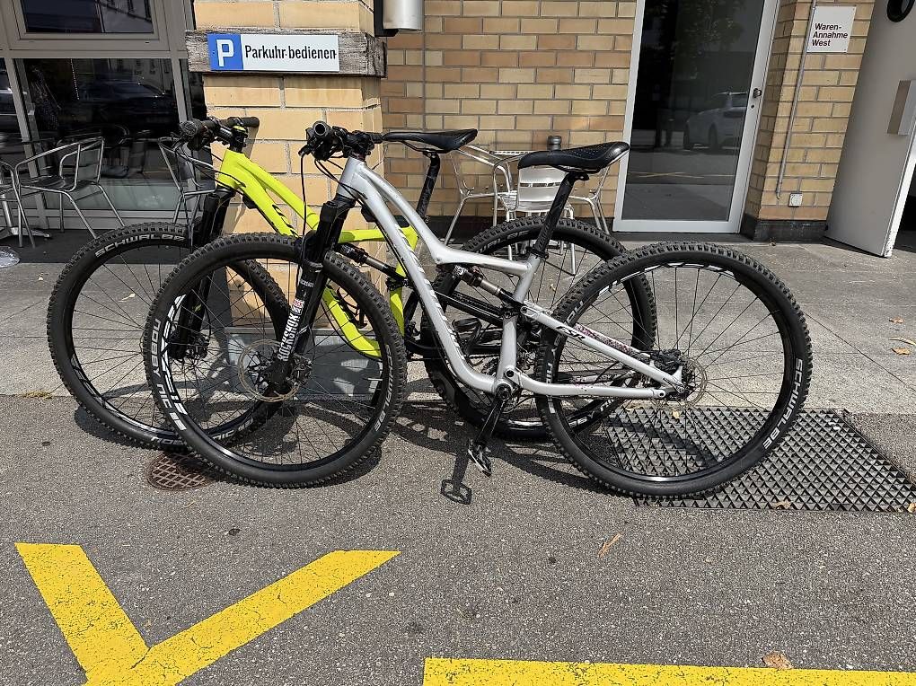 Vélos: Specialized – D'occasion à Steinhausen par Kushi1515 1