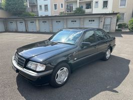 Mercedes-Benz C200 1. Inverkehrsetzung 1999 top Zustand