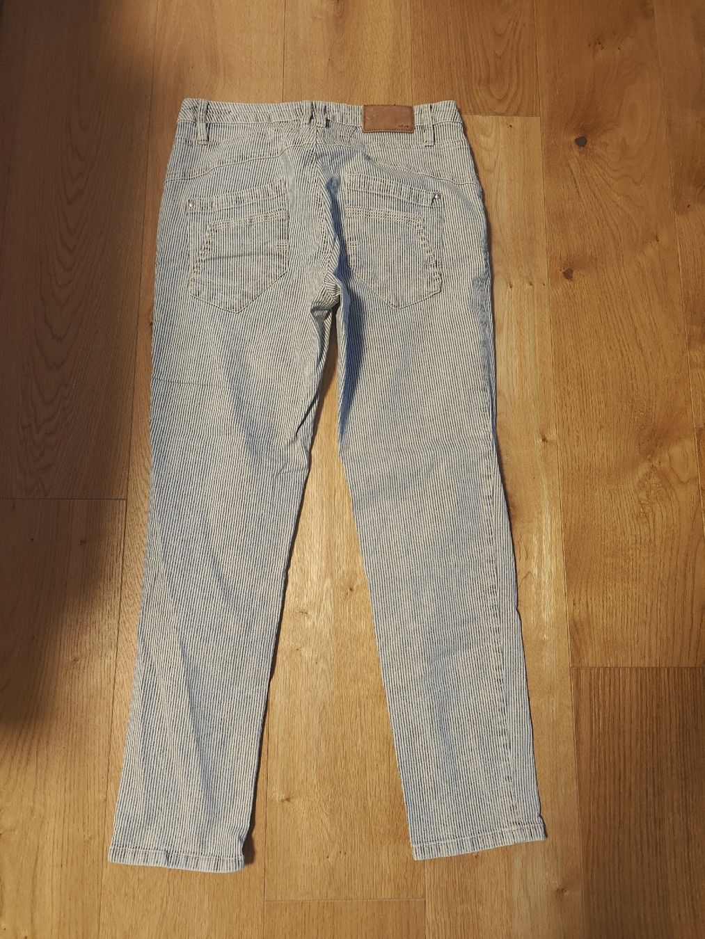 Opus Pantaloni: Opus gestreifte Hose Letty Gr 36 – Usato da Menzingen venduto da tschey-tschey 1