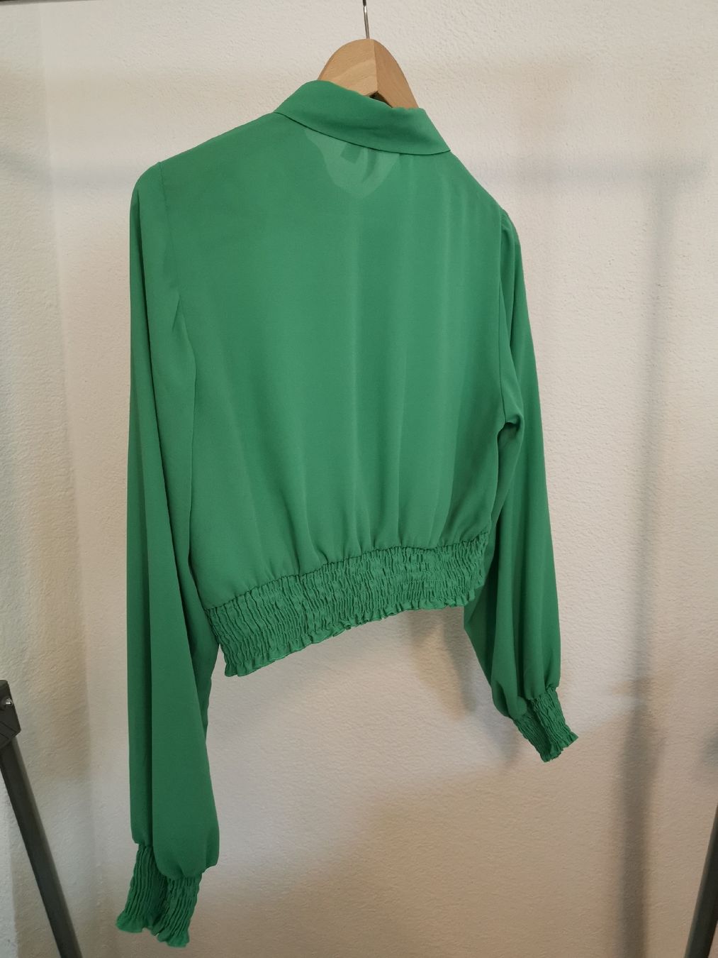 Vero Moda Camicette: Bluse in grün, Gr. M – Nuovo (secondo la descrizione) da Bonaduz venduto da TheCahenzli 2