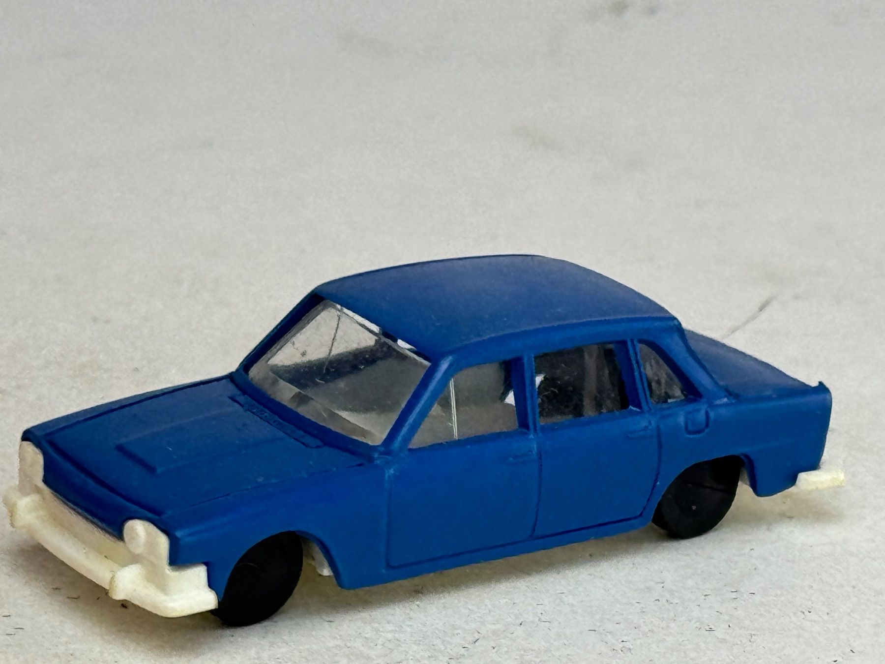 Triumph Modellautos: VE- Triumph 2000 blau – Gebraucht aus Elm von Wikmtz