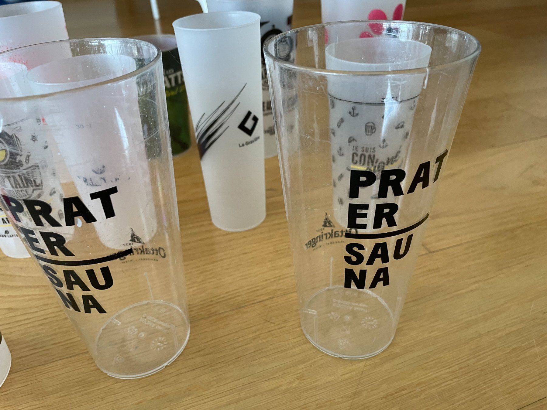 Bicchieri: 11 verres en plastiques – Usato da Petit Lancy venduto da gil_hr6v 1