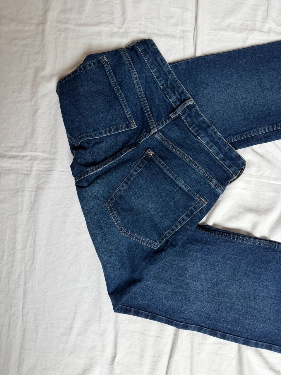 H&M Jeans: H&M, Damen-Bootcut-Jeans, dunkelblau, Gr. 36 – Nuovo (secondo la descrizione) da Basel venduto da Solaia28 3