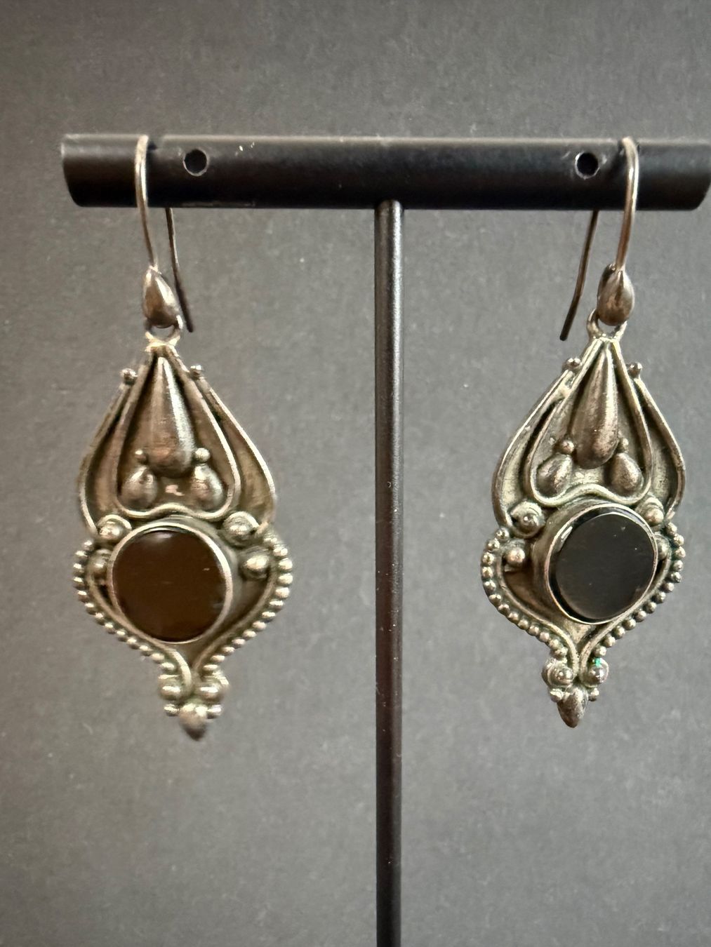 Boucles d'oreille: Silber Ohrringe mit Onyx 925 – D'occasion à Spiegel b. Bern par Rogger72