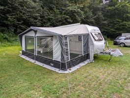 Neues Vorzelt für Wohnwagen Ventura Pacific D250 Antracite