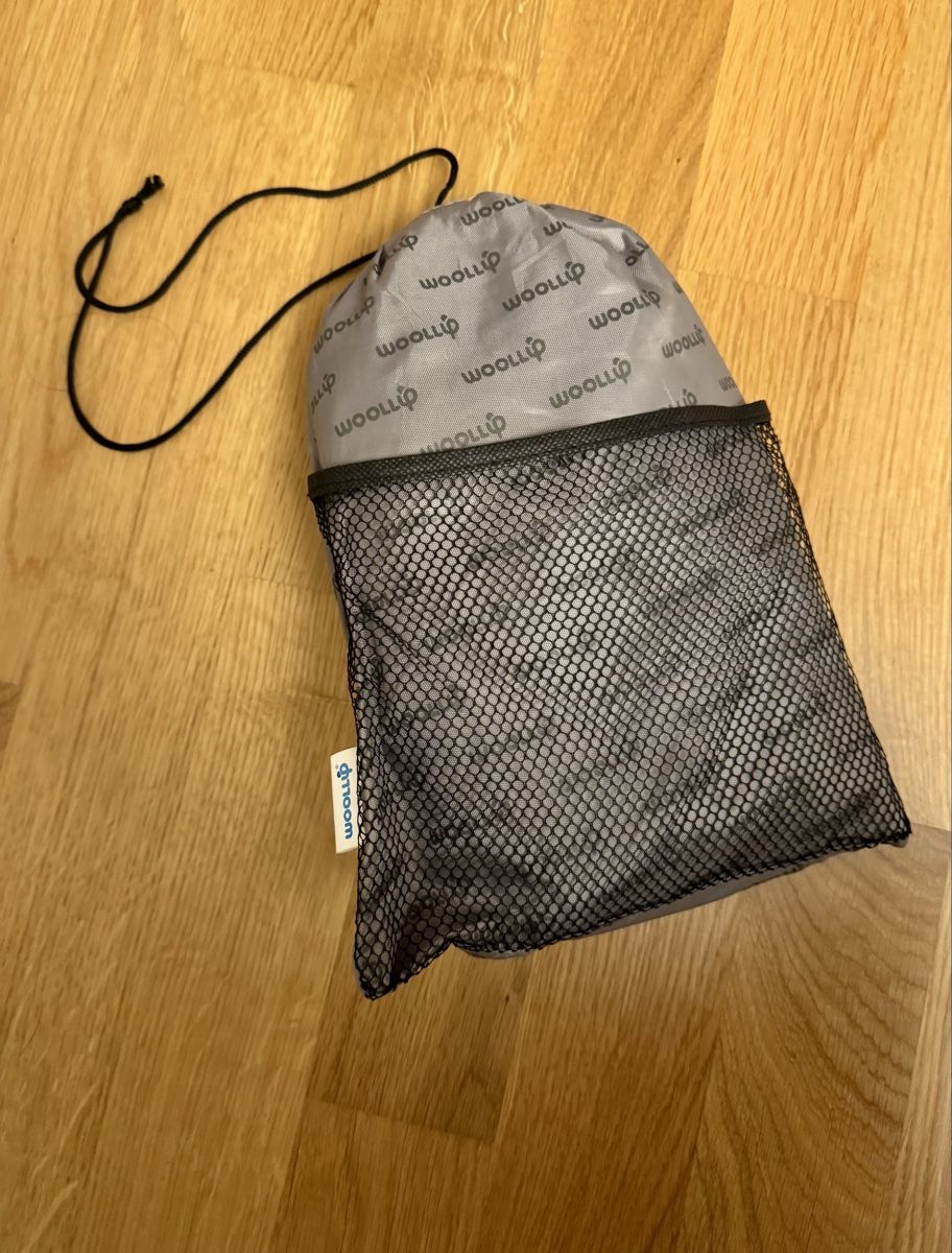 Cuscini: Woollip Travel Pillow: Comfortable & Inflatable – Nuovo (secondo la descrizione) da Zürich venduto da Le_juste_brix 5