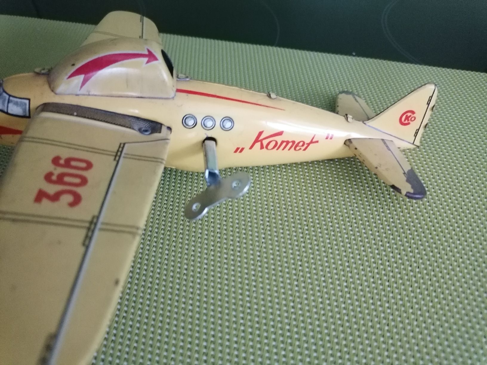 Spielzeuge: Blechsplelzeug Flugzeug Komet kellermann  – Gebraucht aus Biberist von troedlerheinz 4