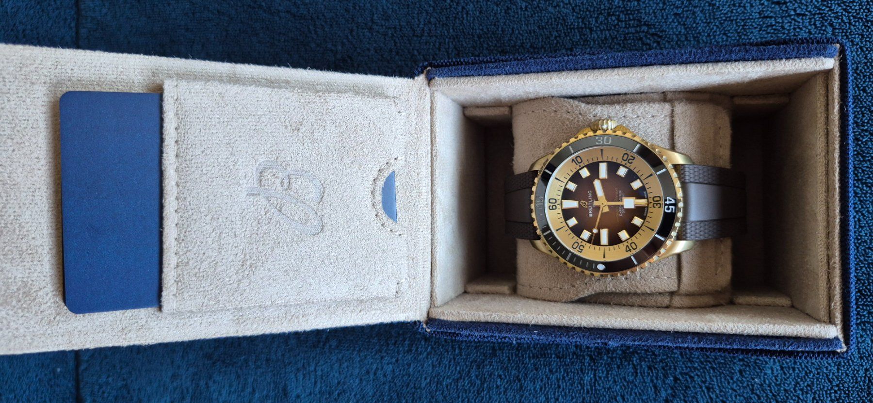 Breitling Orologi: Breitling Super Ocean Automatic 44 – Nuovo e nell'imballaggio originale da Unterägeri venduto da all-diving 2