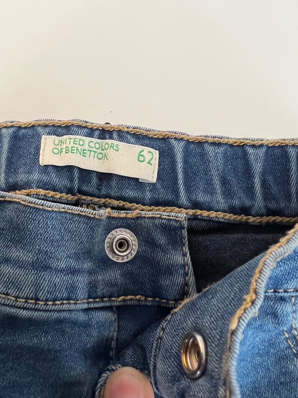 Benetton Pantaloni: Jeans Grösse 62 von Benetton – Usato da Thun venduto da Siladi 2