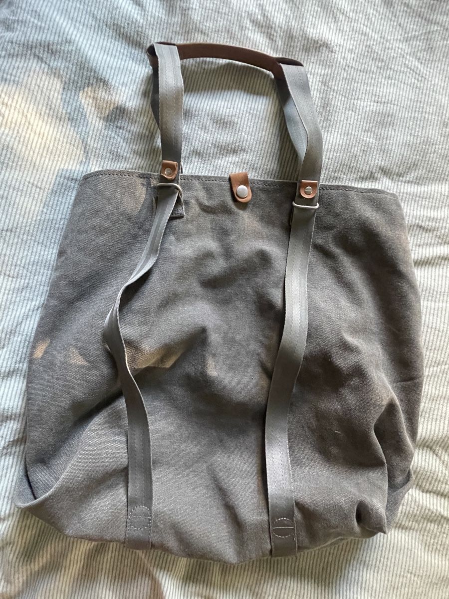 Qwstion Zaini: Qwstion Tote Bag – Usato da Zürich venduto da the_xp8m
