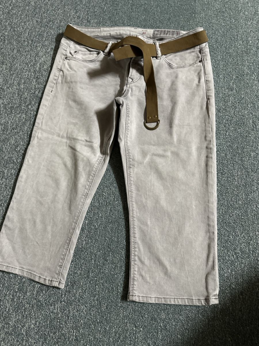 Esprit Pantaloni: Caprihose edc Gr 40 – Nuovo (secondo la descrizione) da Baltschieder venduto da YmroBe