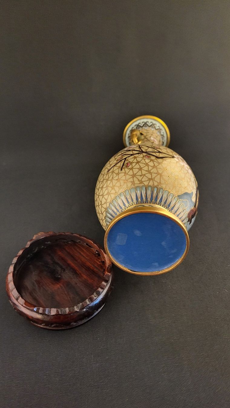 Vasen & Gefässe: Cloisonné Vase mit Elefanten-Köpfen – Gebraucht aus Basel von spinne02 8