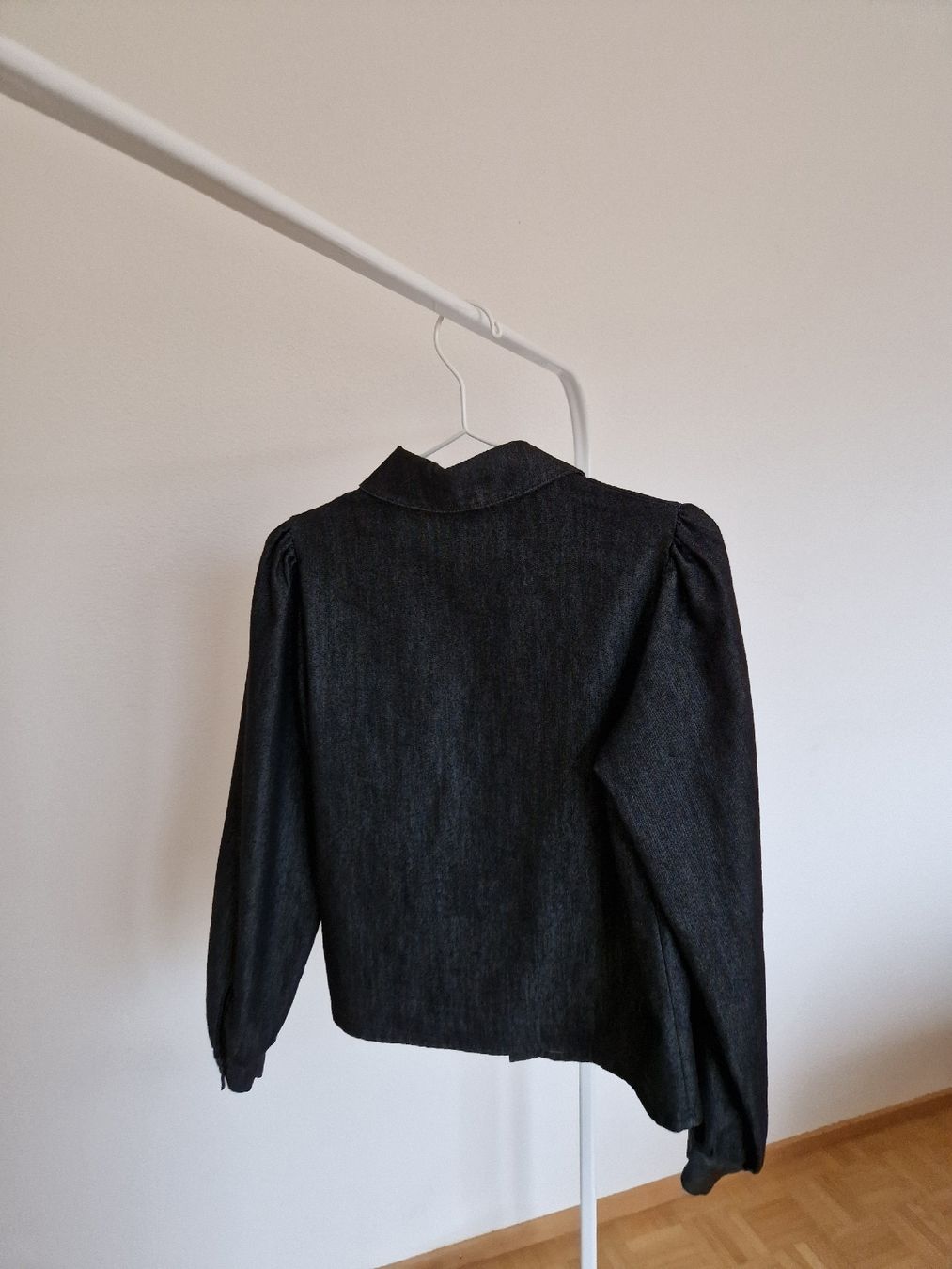Camicette: Chice Denimbluse von La Fée Atelier, Gr. 36 – Nuovo e nell'imballaggio originale da Samstagern venduto da DatJulie 4
