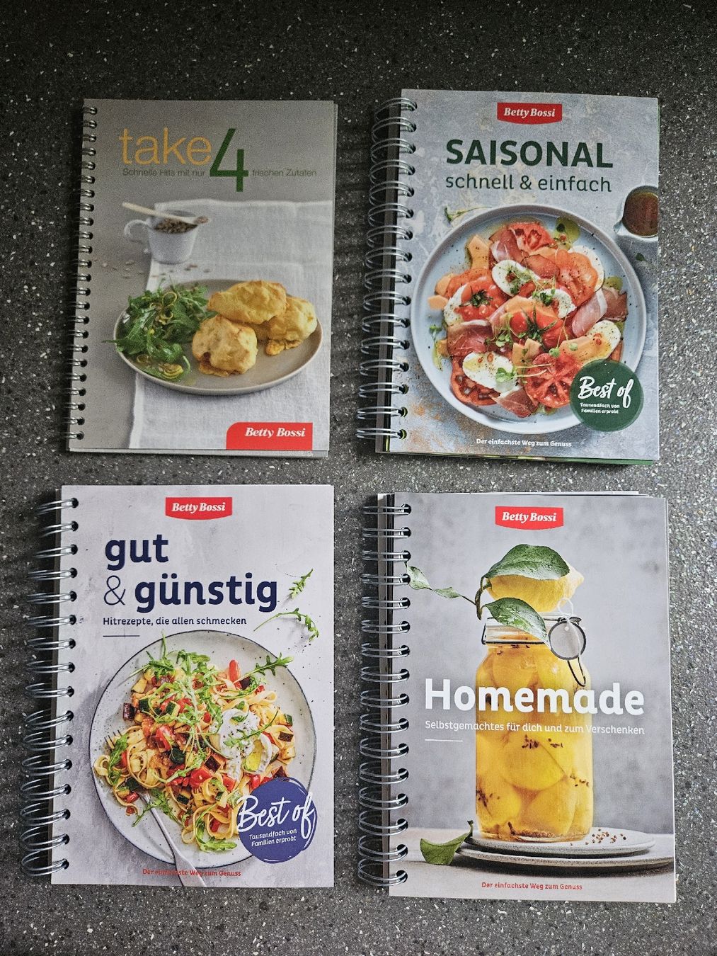 Livres: Betty Bossi Kochbuch Set 4 Stk.  – Neuf (Voir description) à Basel par Semmel77