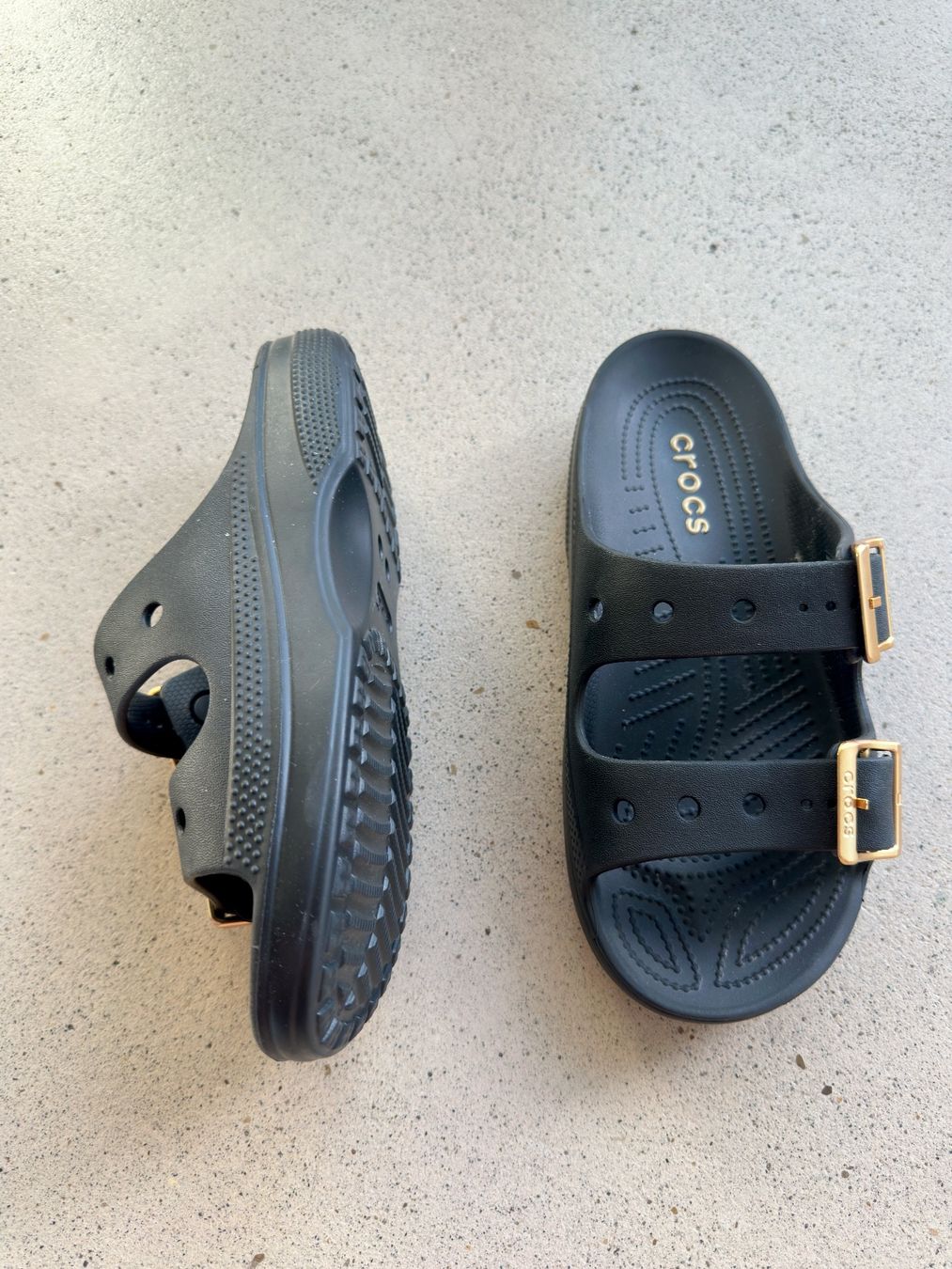 Crocs Scarpe da donna: Crocs Pantolette flach - black / 39 – Nuovo (secondo la descrizione) da Zürich venduto da 1234Knob4321 2