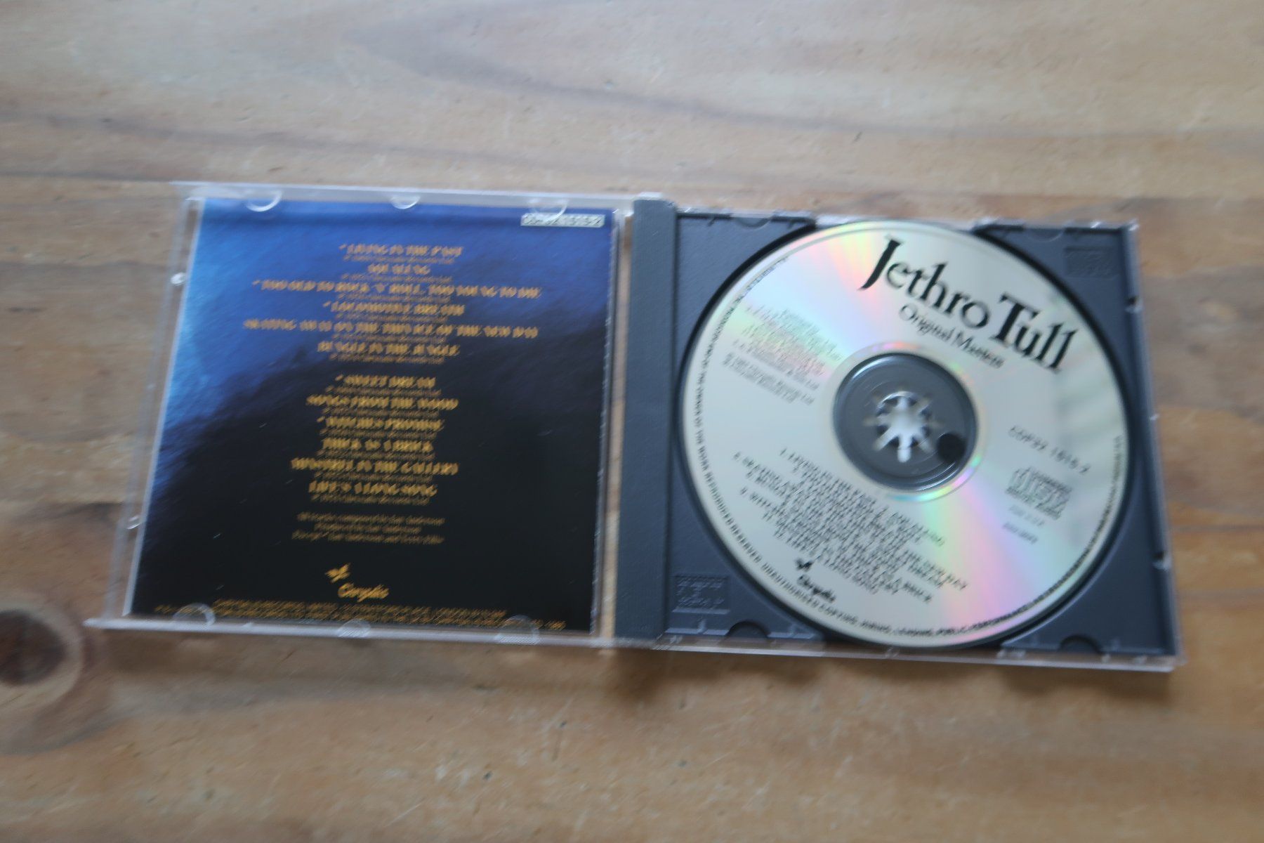 CDs: JETHRO TULL - ORIGINAL MASTERS - BEST OF - CD – Gebraucht aus Basel von Patiscat 3