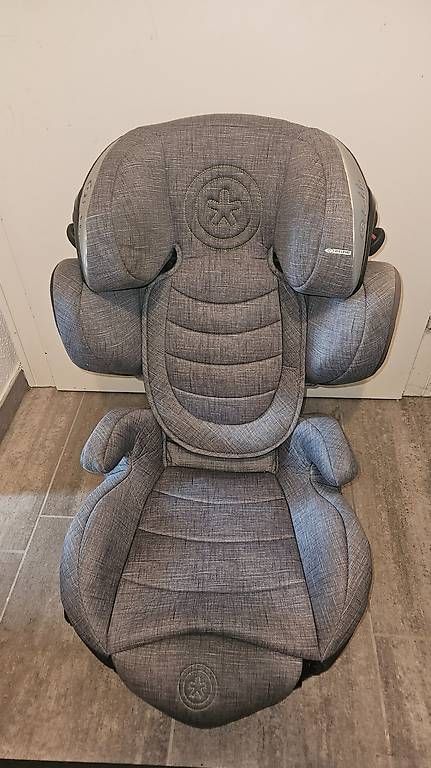 Seggiolini per auto: Autositz / Kindersitz Kiddy Cruiserfix 3 – Usato da St. Gallen venduto da JMC85