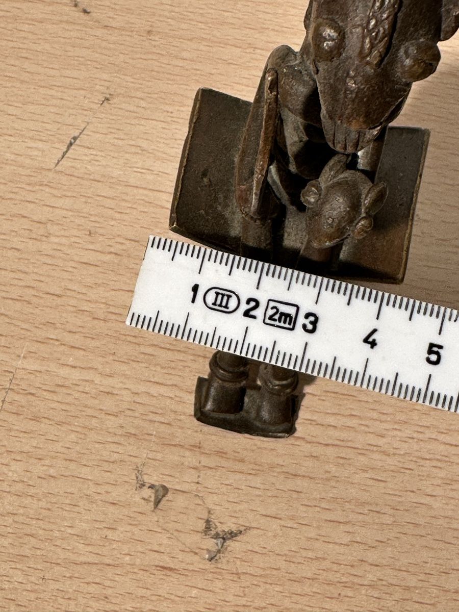 Figuren: Statuette africaine bronze,  9 cm. – Gebraucht aus Lausanne von artnouveau04 7
