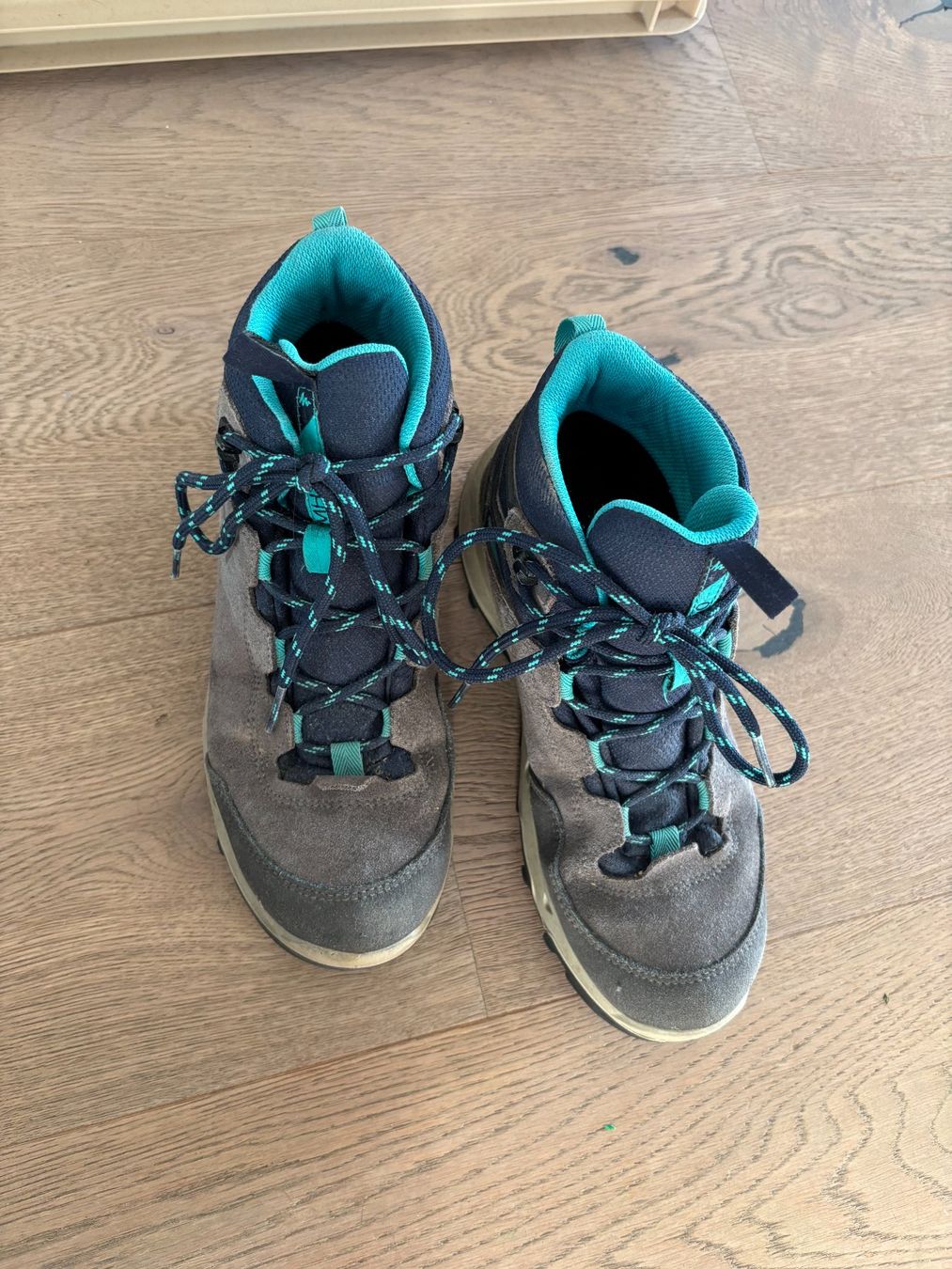 Scarpe per ragazzi: Wanderschuhe, Gr. 36 – Usato da Wahlendorf venduto da Irba